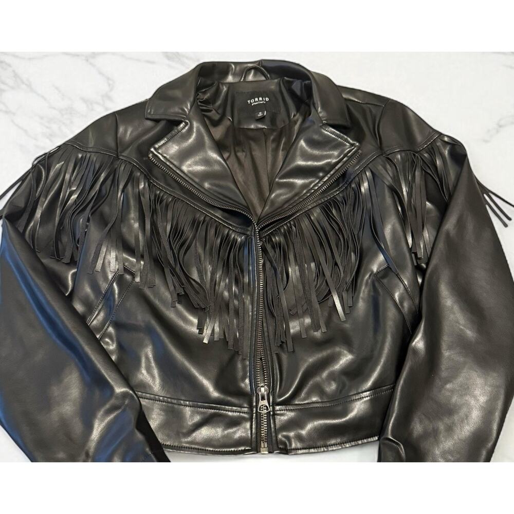Torrid Women’s Black Faux Leather Jacket Fringe Biker Moto Size 0X Large XL